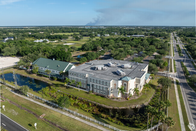 Providence Community School is easily accesible for parent pickup and bus sections.
