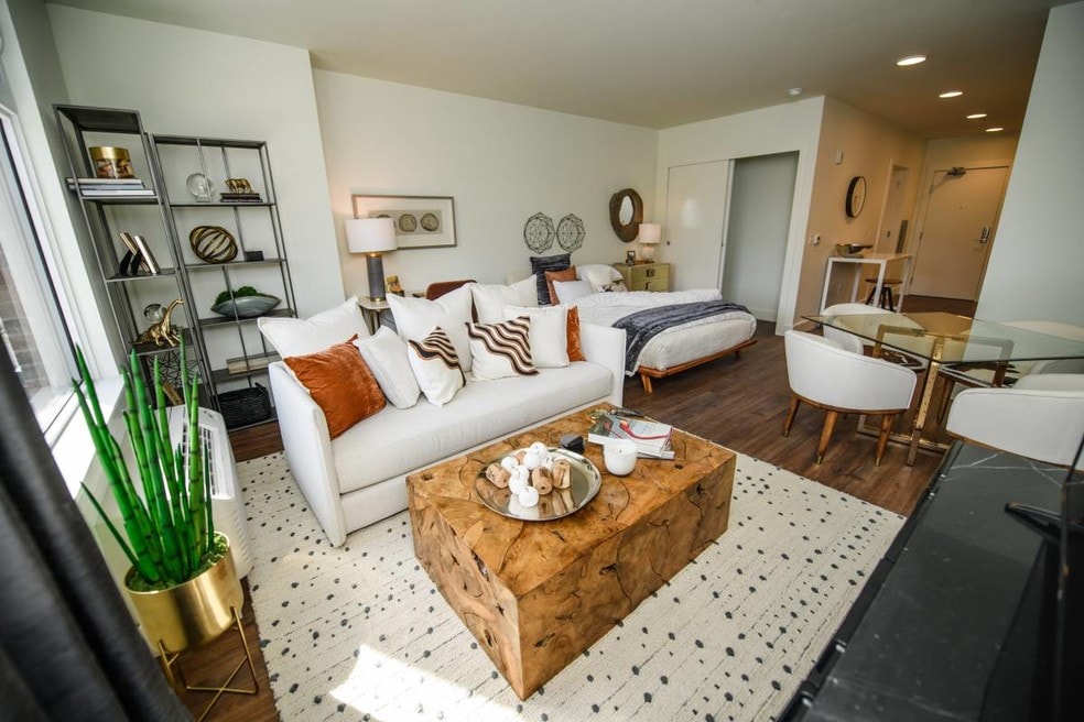 The George Besaw, Portland, OR 97210 - photo 1