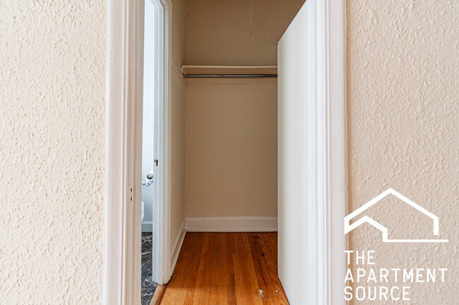 532 W Arlington Place unit 116, Chicago, IL 60614 - photo 7