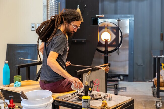 Learn a new hobby, join a class at Englewood Arts off Winner Rd.