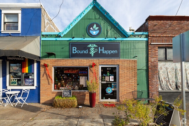 Portland Avenue is the main street of Gladstone, with various locally owned shops.