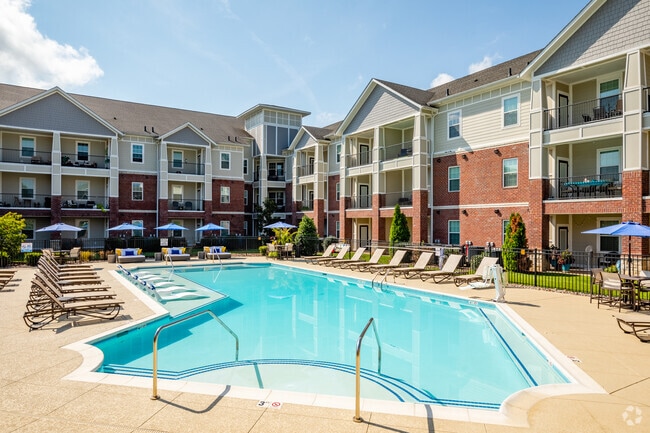 Olde Towne at Mt. Victor Apartments, Bowling Green, KY 42103 - photo 4