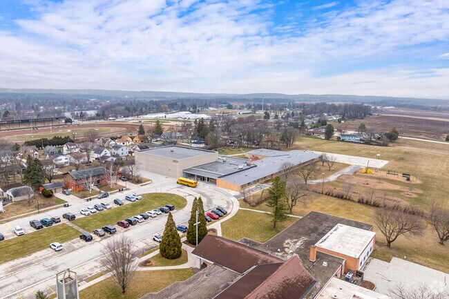 Fairview Elementary school in Plymouth has a student-teacher ratio of 14 to 1.