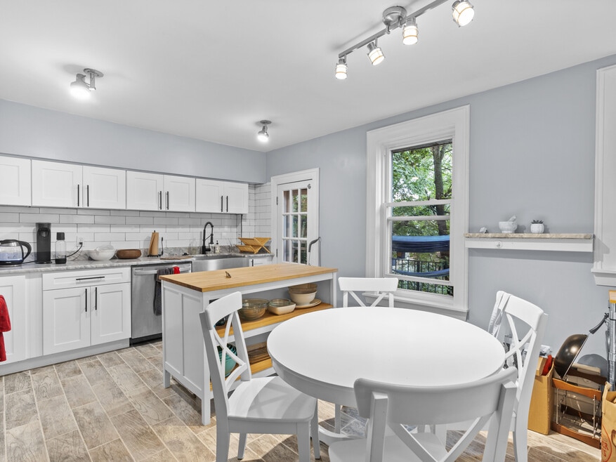 368 Broadway unit 2L, Cambridge, MA 02139 - photo 1