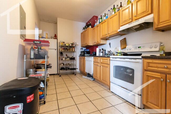 37 Egremont Rd unit 6, Brighton, MA 02135 - photo 6