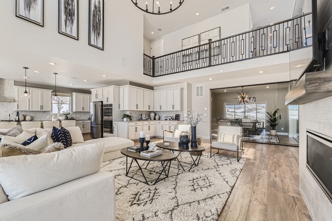 1708 Fox Trotter Point, Castle Rock, CO 80104 - photo 3