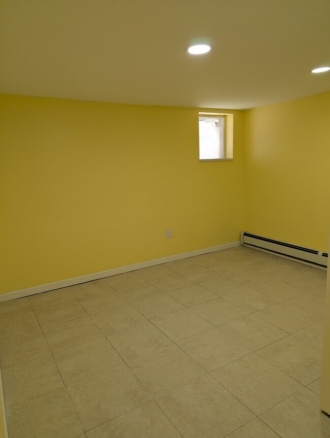 174 Wright St unit LL, Staten Island, NY 10304 - photo 4