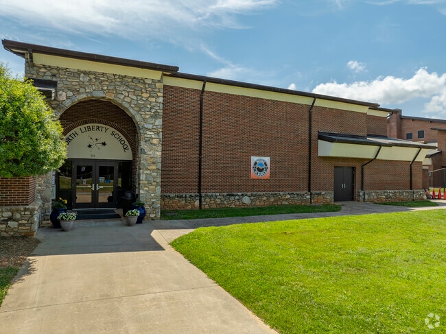 Liberty Middle School features a 16:1 student to teacher ratio.