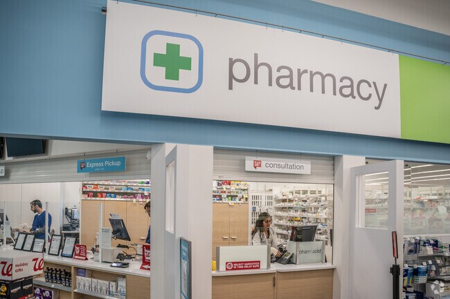 Walgreens in Windemere has a pharmacy for your prescription drug needs.