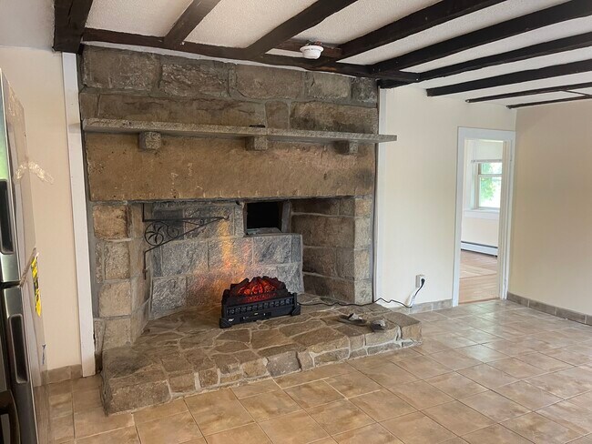 19 Alton Bradford Rd, Bradford, RI 02808 - photo 5