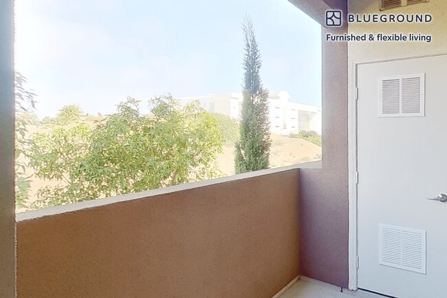 701 Breeze Hill Rd unit FL3-ID718A, Vista, CA 92081 - photo 4