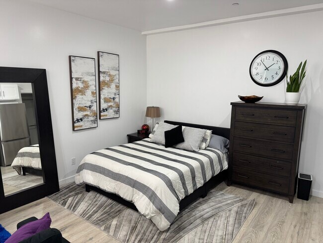 1023 N Gage Ave unit Casa Sebastian, Los Angeles, CA 90063 - photo 5