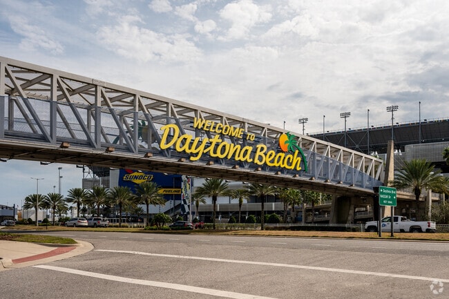Daytona Beach and the International Speedway are only a 30 minute drive for residents of DeBary.