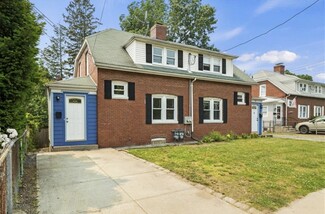166 Roger Williams Ave, Rumford, RI 02916