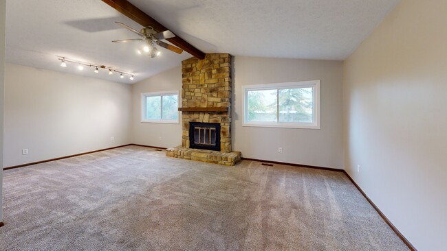 3474 Oakmeadow Ln, Cincinnati, OH 45239 - photo 2