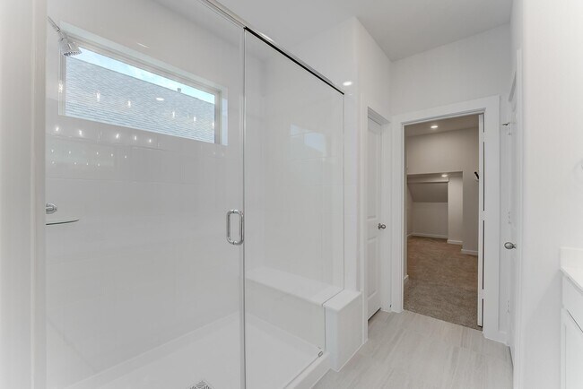 110 Orange Blossom Ct unit 38030743, Mont Belvieu, TX 77535 - photo 3