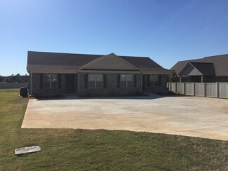 26074 Capshaw Rd, Athens, AL 35613