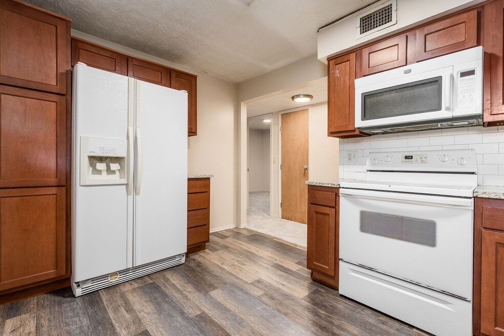 100 Chittenden Ave, Columbus, OH 43201 - photo 1