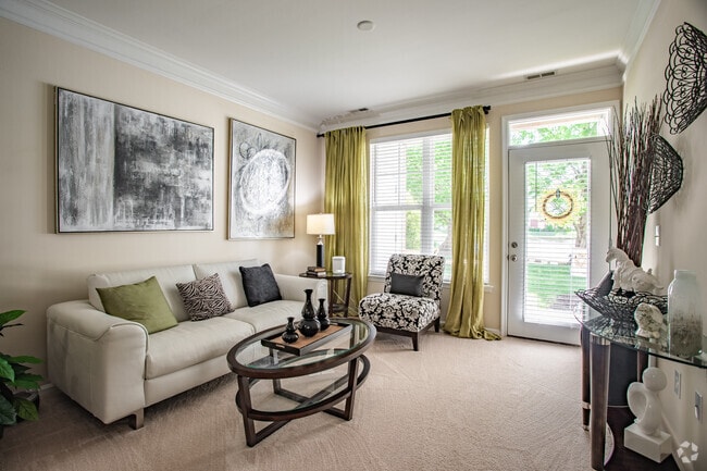 2BR,2BA,-1034SF, The Seaport