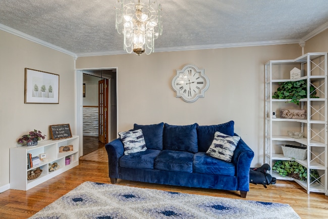 2027 Katelyn Dr, Elizabethton, TN 37643 - photo 4