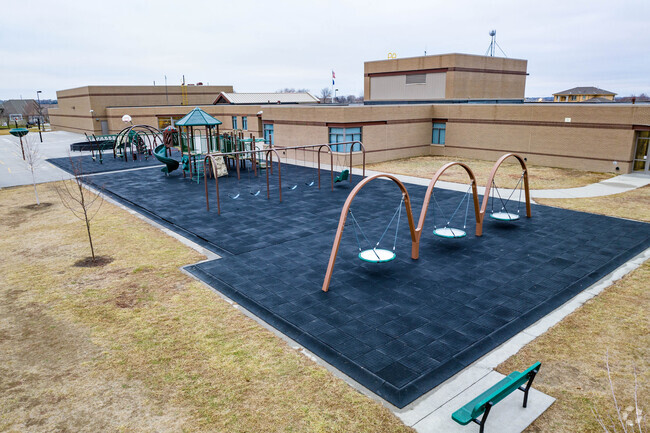 Bell Elementary School has a large outdoor space for the kids.