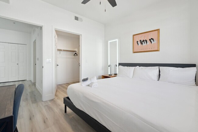 6610 N 93rd Ave unit ID1055571P, Glendale, AZ 85305 - photo 2