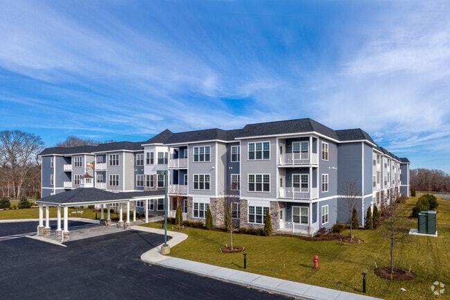 Amelia, South Dartmouth, MA 02748 - photo 3