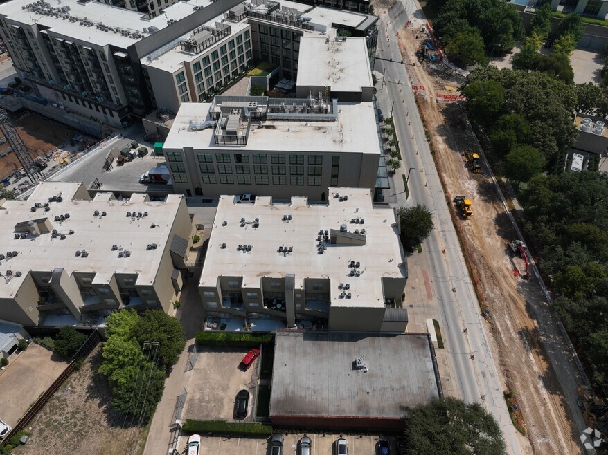 3320 Camp Bowie Blvd unit 1201, Fort Worth, TX 76107 - photo 2