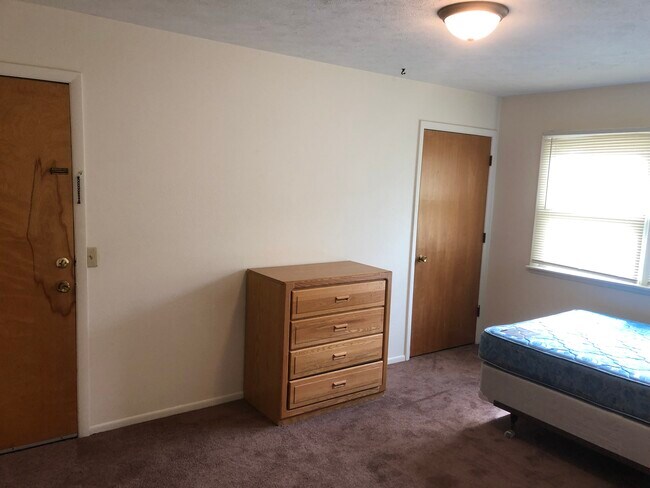 507 E Mulberry St unit 1, Normal, IL 61761 - photo 5