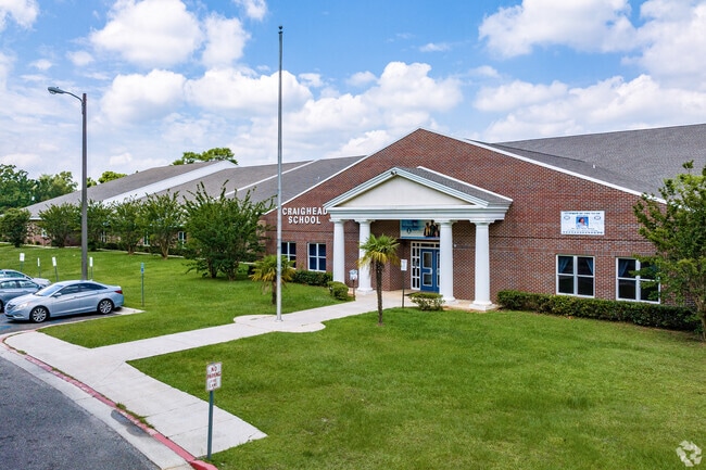 In Oakdale children may attend Erwin Craighead Elementary School.