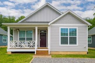1208 Seven Sisters Ln, Black Mountain, NC 28711