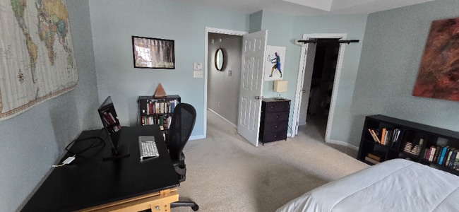 4747 Forestridge Commons Dr, Charlotte, NC 28269 - photo 7