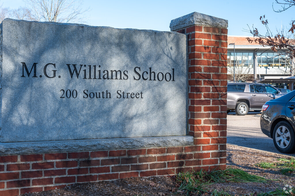 Welcome to Williams Intermediate School located in Bridgewater, MA.