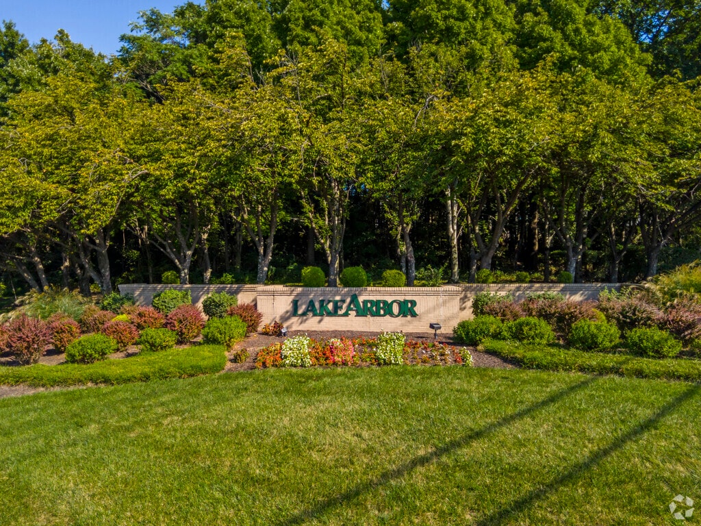 10202 Woodview Dr, Bowie, MD 20721 MLS MDPG2097584