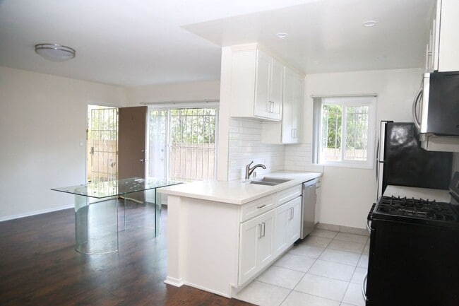 Alcott Luxury Investments LLC, Los Angeles, CA 90035 - photo 3