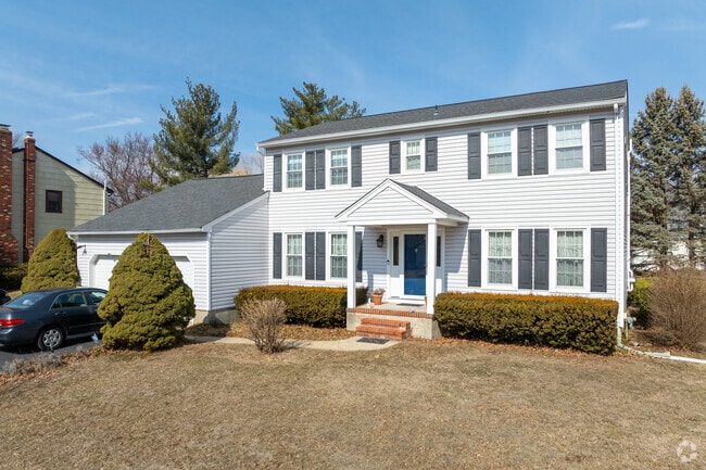 Colonial homes are one of the most popular architectural styles in Kendall Park.