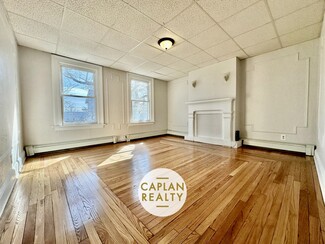 89 Carlisle St Unit 2, New Haven, CT 06519