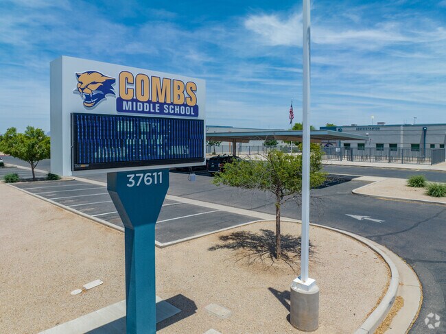 J. O. Combs Middle School is located near Superstition Vistas.