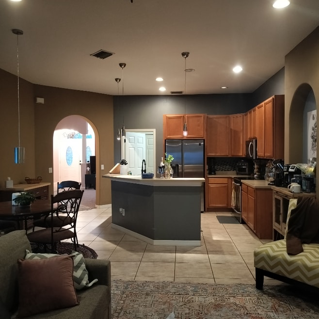 12408 N Ola Ave unit 3, Tampa, FL 33612 - photo 1