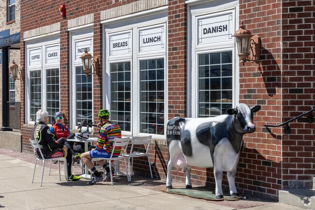Main Street in Prior Lake offers dining and shopping near Credit River.