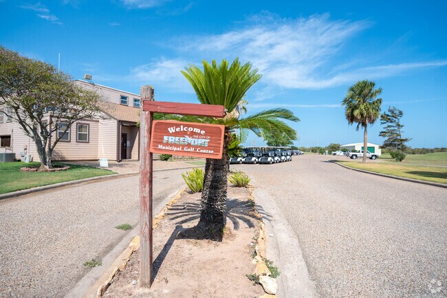 Freeport Golf Course is open year-round for golfers of all skill levels.