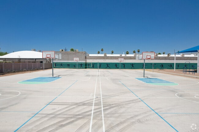 Plenty of basketball courts are available at Maie Bartlett Heard School in central Phoenix.