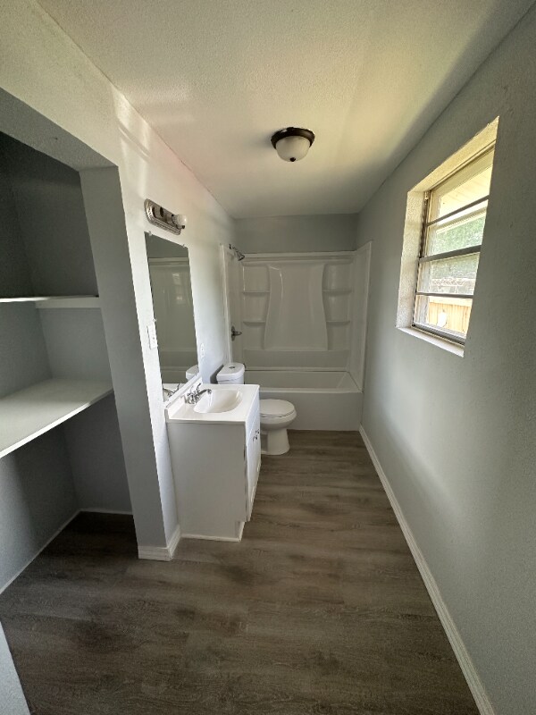 222 E 38th St, Texarkana, AR 71854 - photo 7