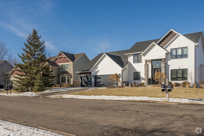 Some contemporary examples of New Traditional style housing exist in the Cedar Isle neighborhood.