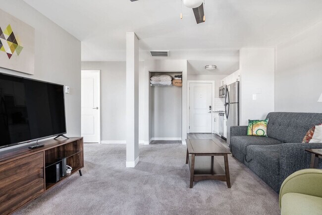 615 N East St unit FL2-ID1364146P, Indianapolis, IN 46202 - photo 5