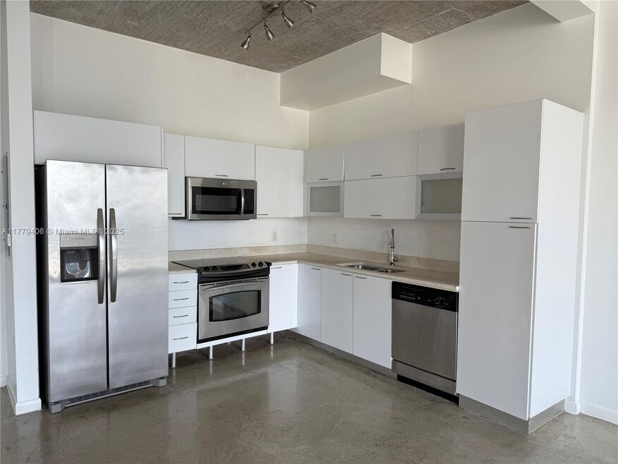 The Loft Downtown unit 1205, Miami, FL 33132 - photo 1