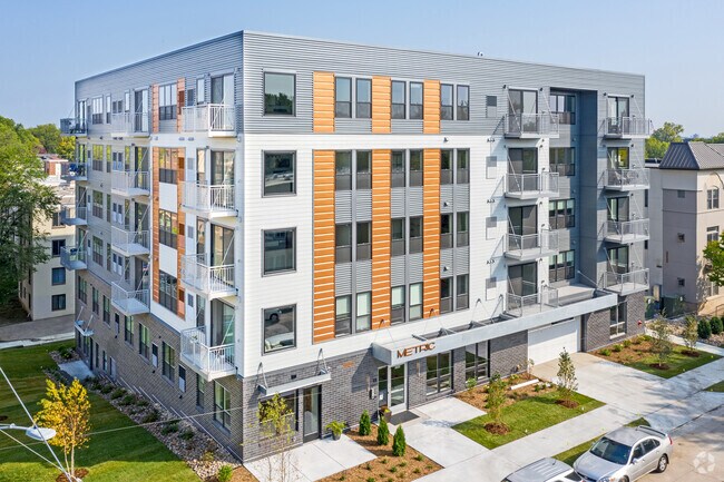 METRIC Apartments, Minneapolis, MN 55416 - photo 3