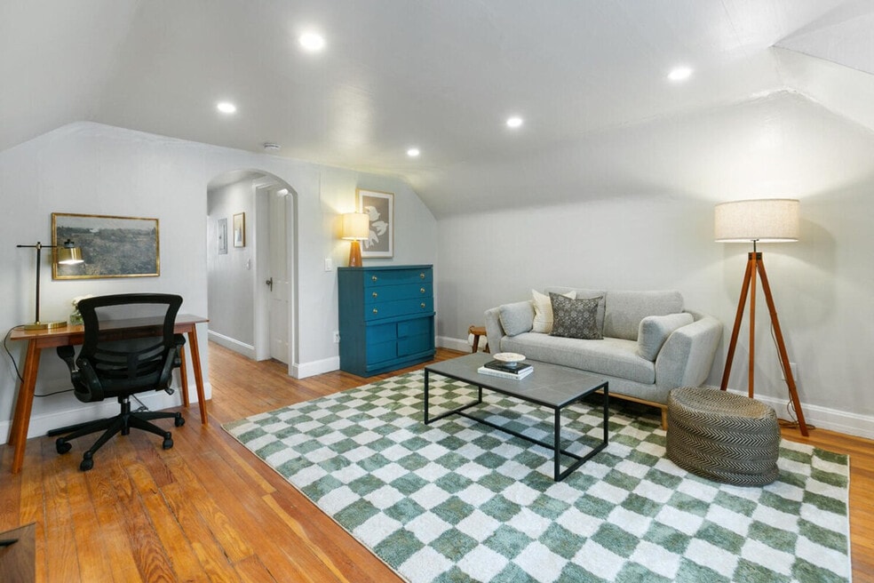 2619 E 12th Ave unit ID1239937P, Denver, CO 80206 - photo 1