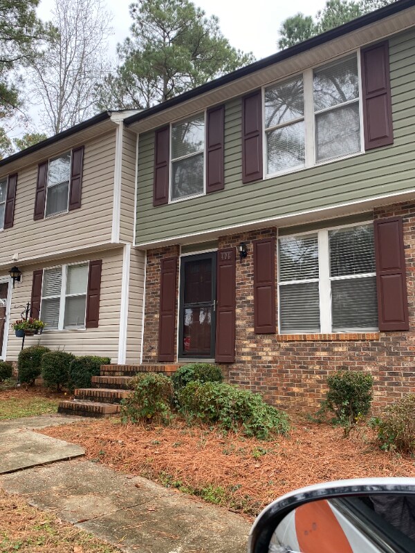 406 Shannonford Ct, Wake Forest, NC 27587