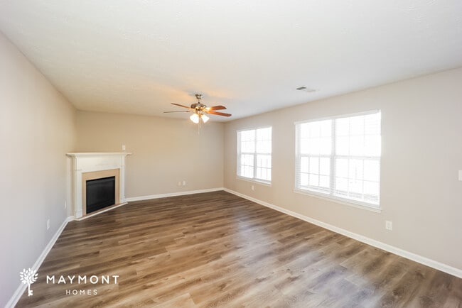 313 Sarasota Ln, Locust Grove, GA 30248 - photo 4